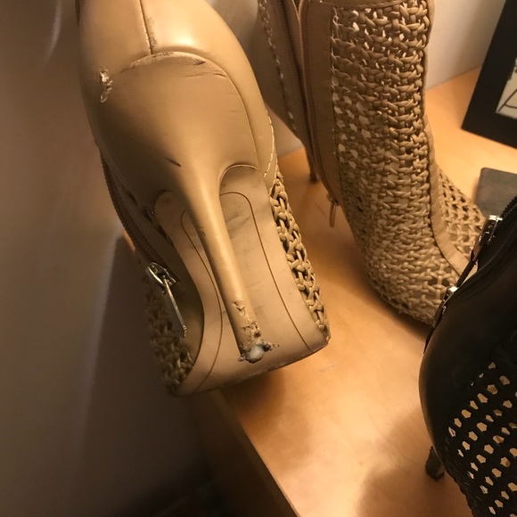 Sam Edelman Perforated Caged Peep Toe Bootie Heels - Picture 6 of 7